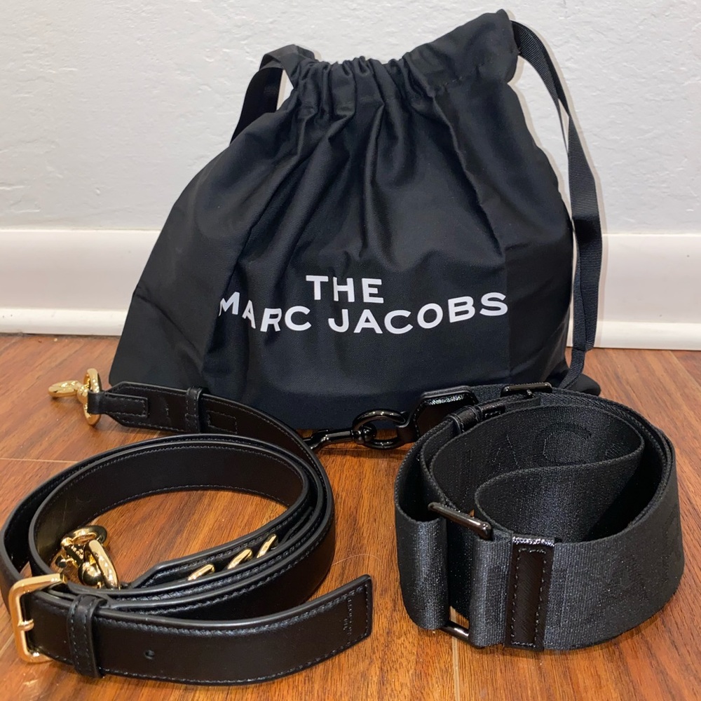 NWT Softshot 21 Crossbody Bag🖤